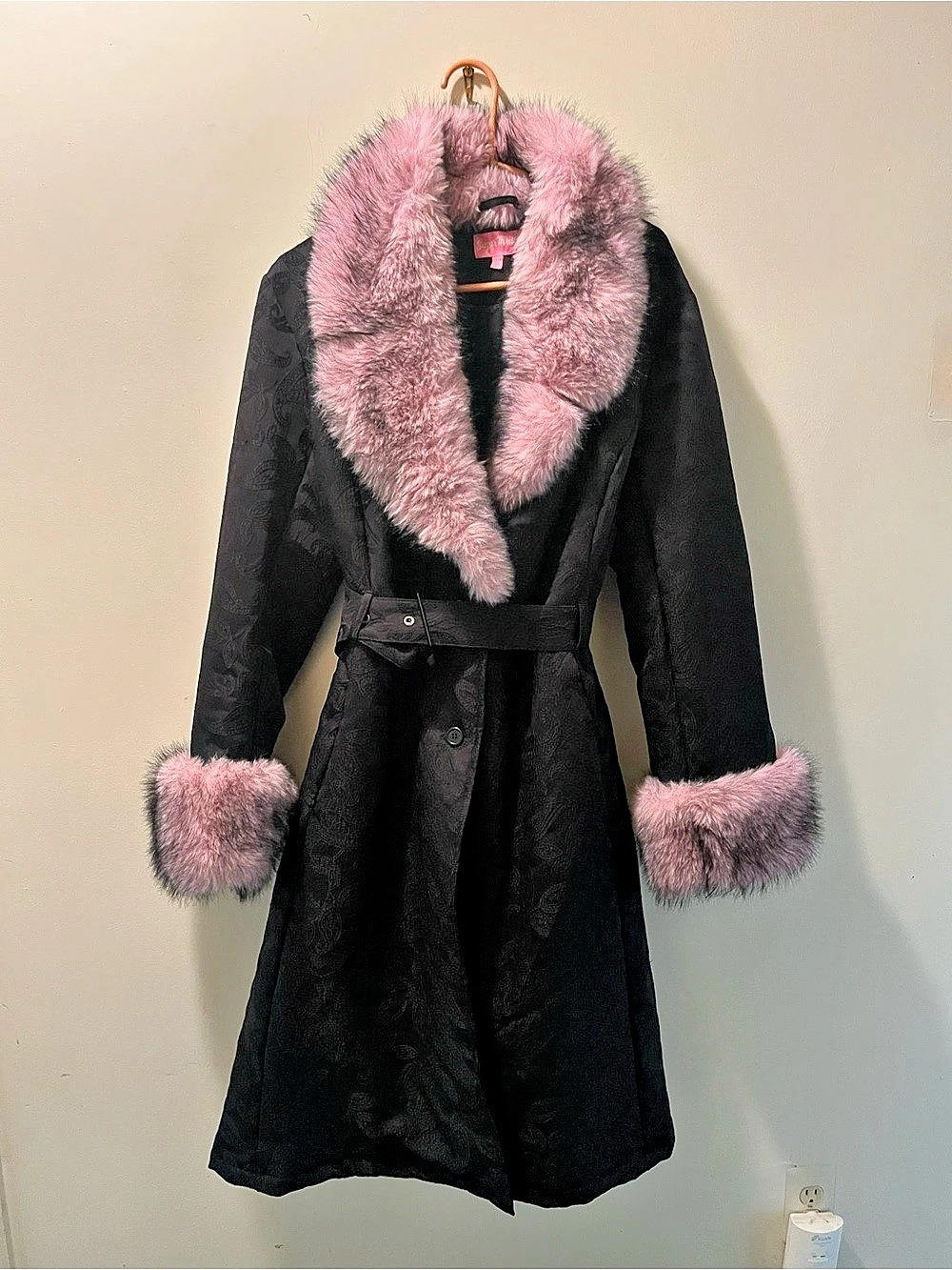 Sugar Thrillz High Class Heiress Brocade Coat Black & Pink XXL